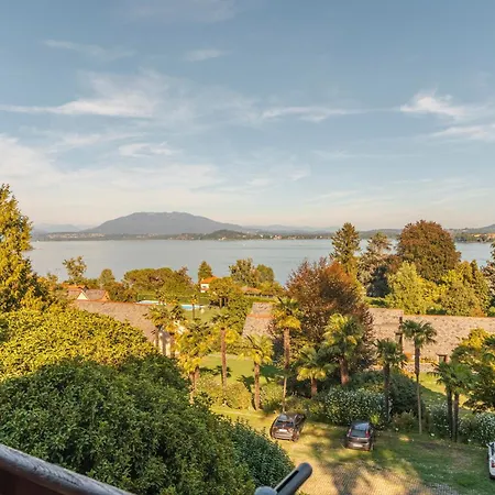 Vsc - In Storica Vista E Piscina Appartement Lesa