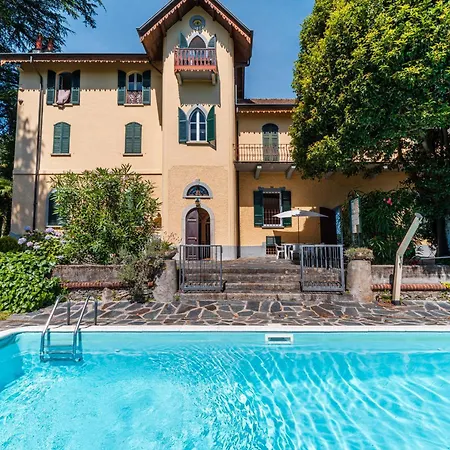 Vsc - In Storica Vista E Piscina