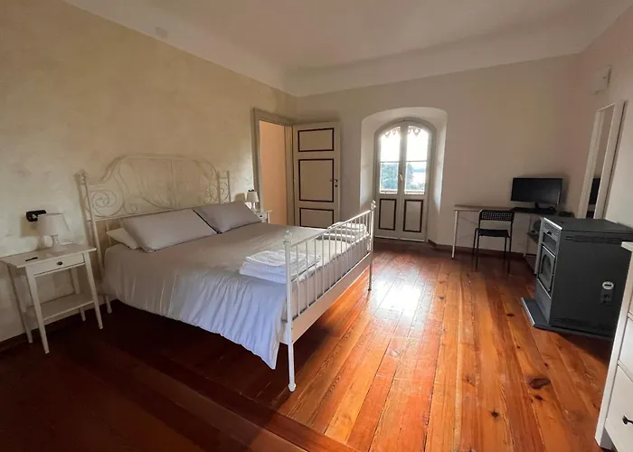 Daire Vsc - In Storica Vista E Piscina Lesa